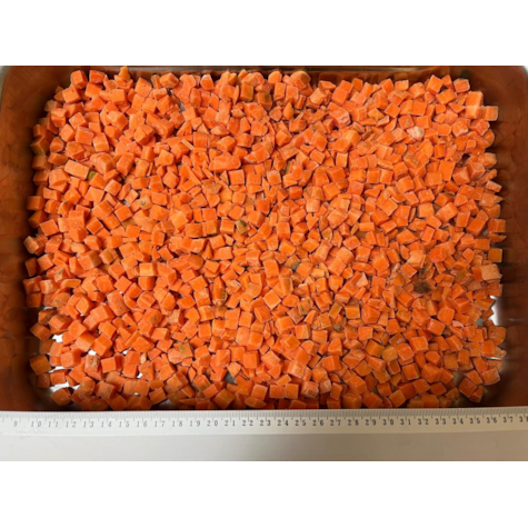 IM MARCHEW DO MIESZANEK KOSTKA 10x10mm 25kg worek