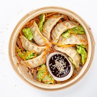 WELL PIEROŻKI GYOZA Z KAPUSTĄ I KURCZAKIEM 1,1kg/8